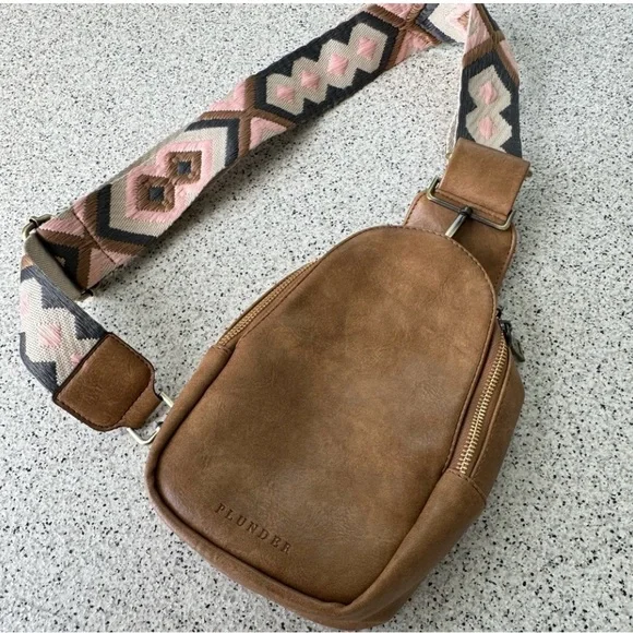 Boho leather crossbody bag - Picture 1 of 6